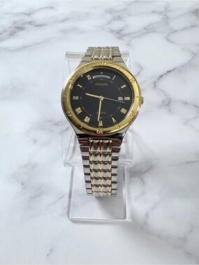 Vintage 1990s Pulsar 36mm Quartz Watch Day Date Two Tone Black Dial Wrist Watch